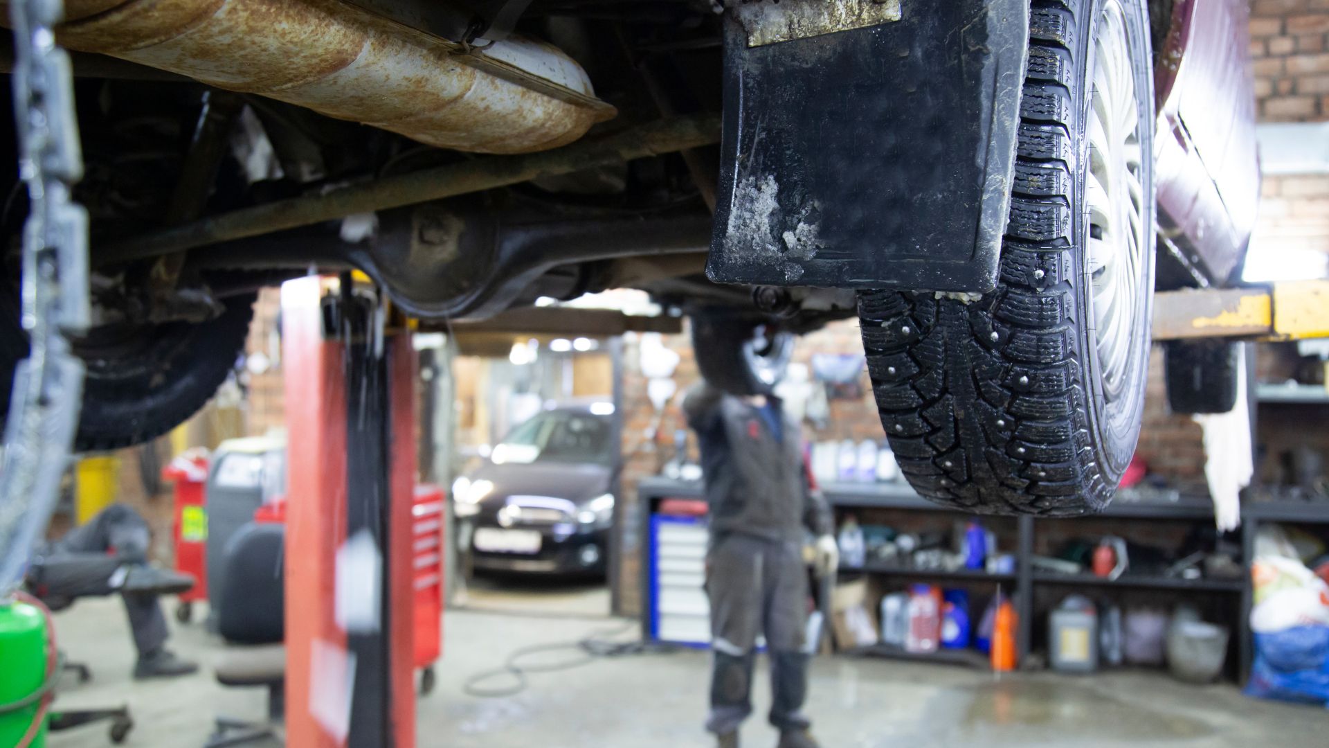 Stop Car Shaking at High Speeds: Smart Fixes for a Smooth Ride