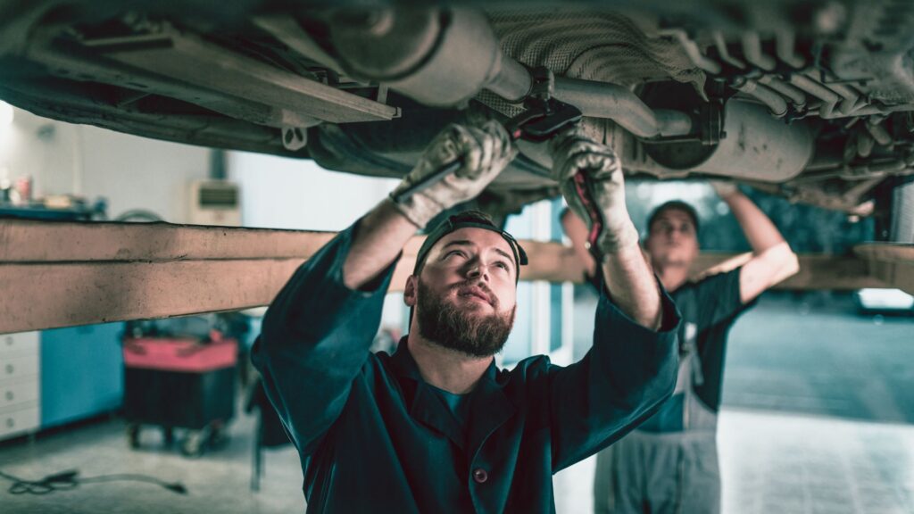 7 Signs of an Exhaust Leak You Shouldn't Ignore